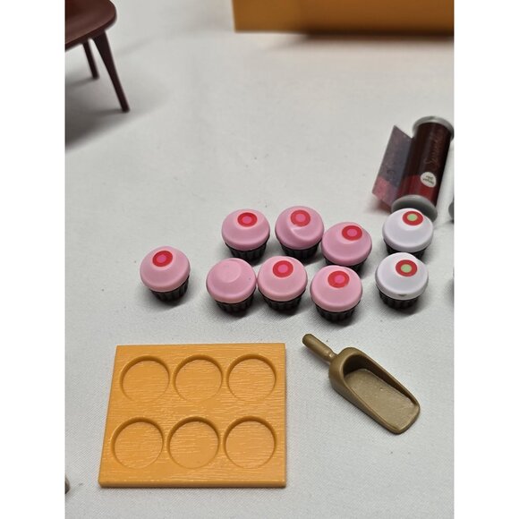2013 JAKKS MiWorld Mi World Sprinkles Cupcake Bakery Store Parts Lot - Picture 5 of 16